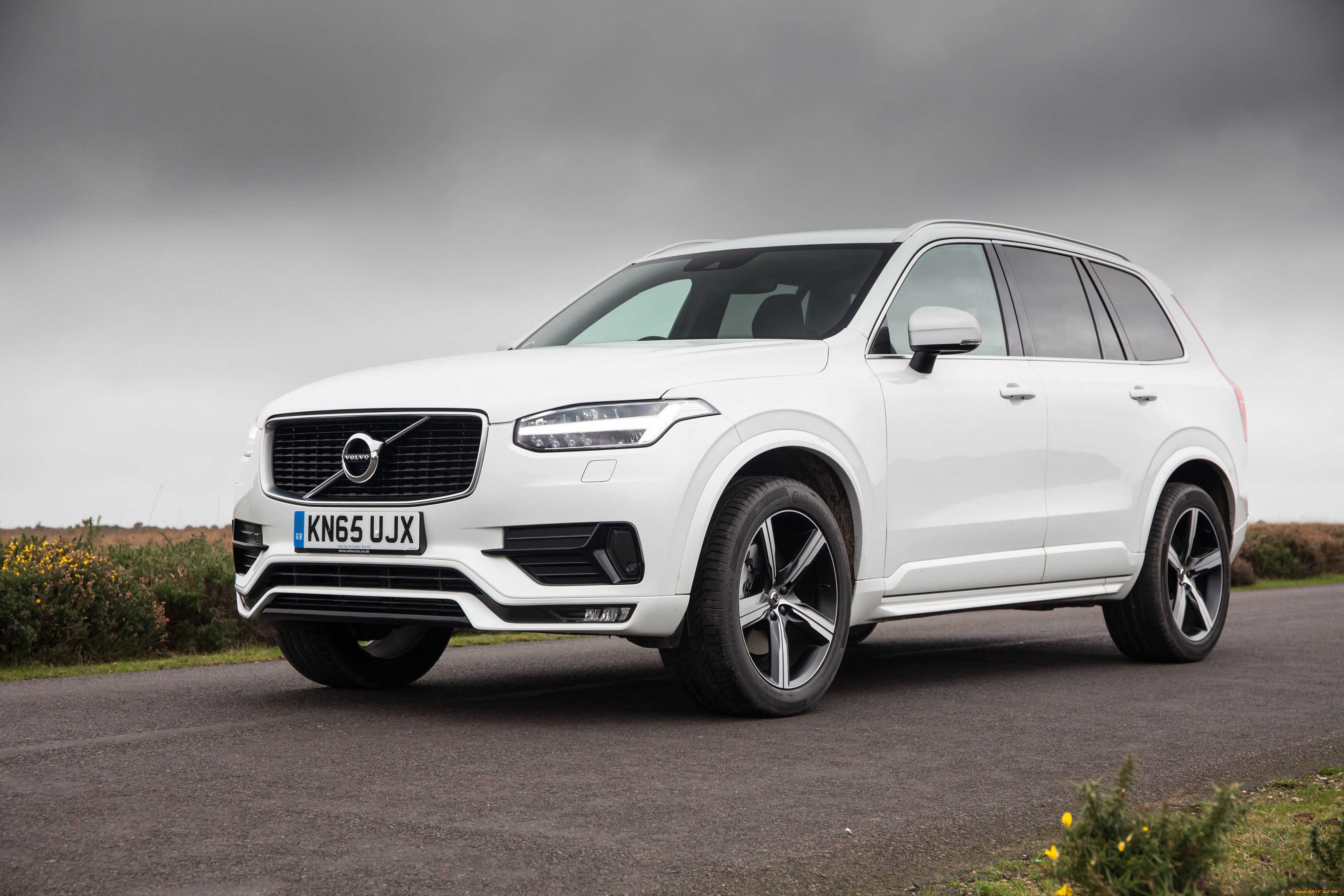 , volvo, xc90, t6, r-design, uk-spec, 2015, 